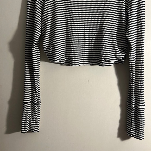 top - Picture 5 of 5